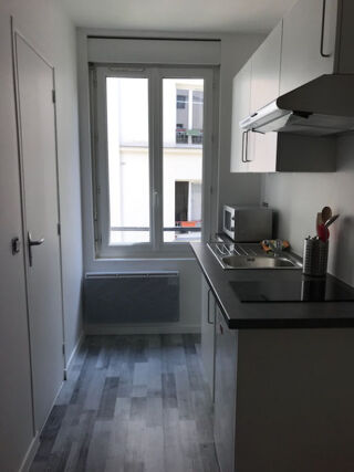  Appartement à louer 1 pièce 11 m²