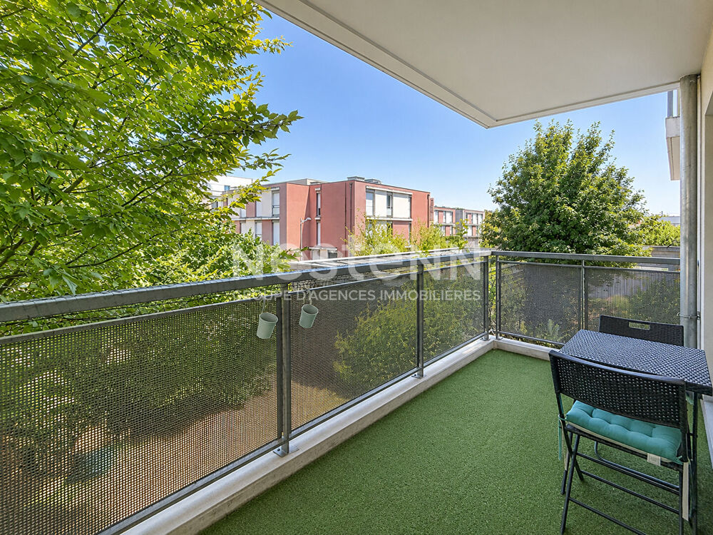 Vente Appartement Appartement T2  de 40.75 m2 avec garage fermé BRON 69500 Bron