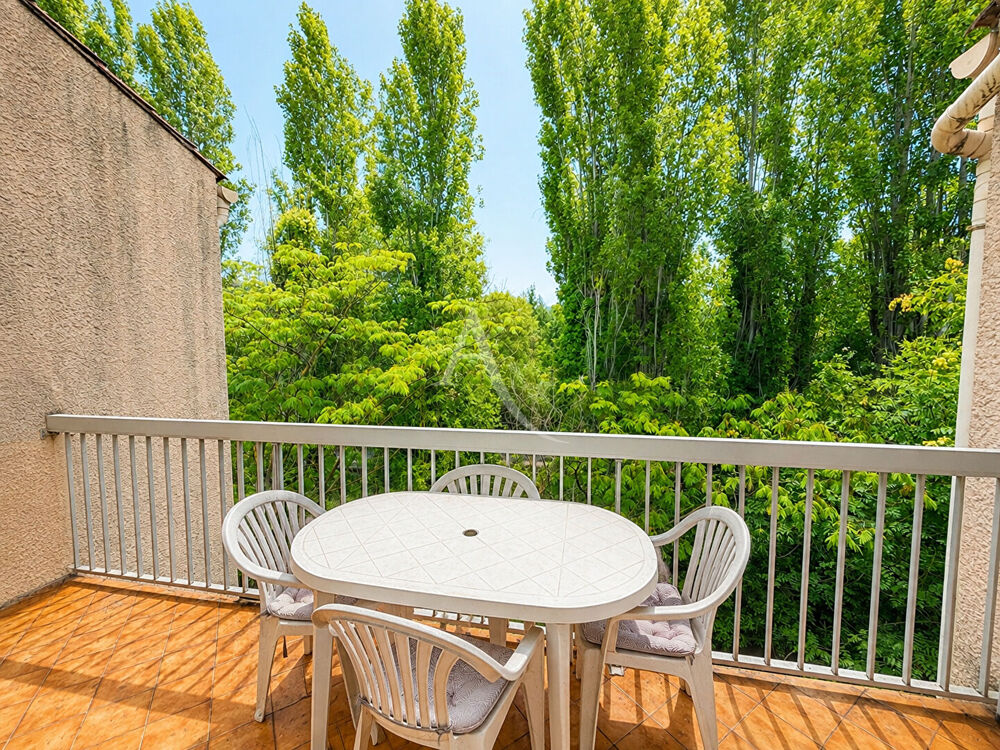 Vente Appartement Appartement Marseille 2 pièces 51 m2 avec balcon côté jardin, cave et parking en supplément Marseille 11