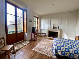  Maison à vendre 10 pièces 317 m²