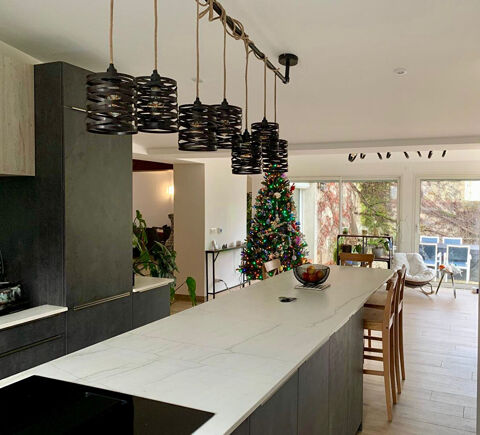  Maison � louer 7 pi�ces 252 m� Bailly romainvilliers