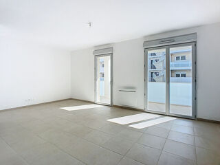  Appartement à louer 3 pièces 73 m²