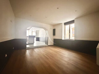  Immeuble à vendre 5 pièces 164 m²
