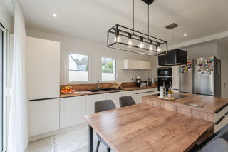  Maison � vendre 6 pi�ces 196 m�