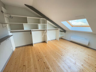  Maison  vendre 7 pices 230 m