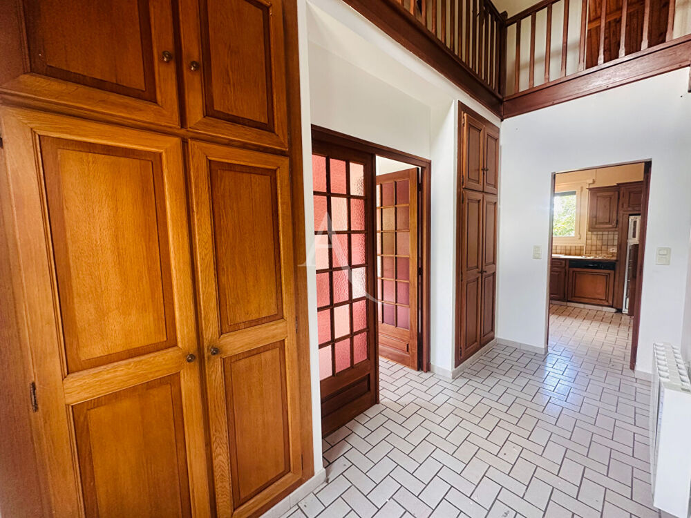 Maison Saint Sulpice 4 pièce(s) 120 m².