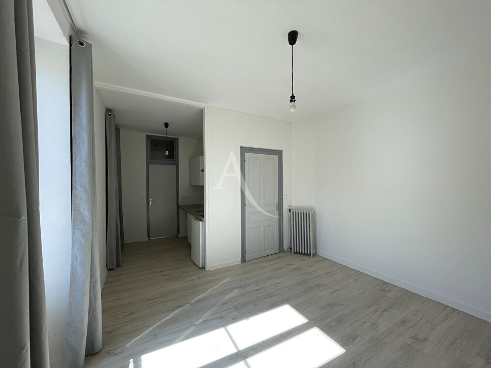 Appartement FONTENAY LE COMTE - 1 pièce(s) - 22 m2