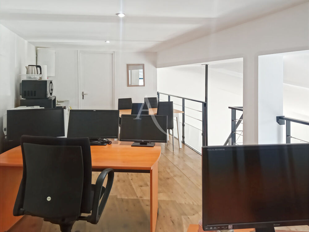   Challans, Bureaux/Local à louer de 60 m² Challans