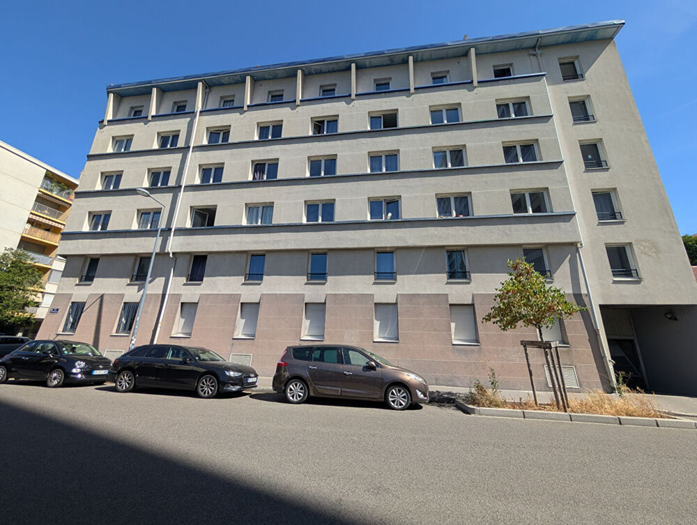 Vente Appartement VILLLEURBANNE PROCHE DOUA-INSA : T1 19,30 M²  LIBRE + PARKING Villeurbanne