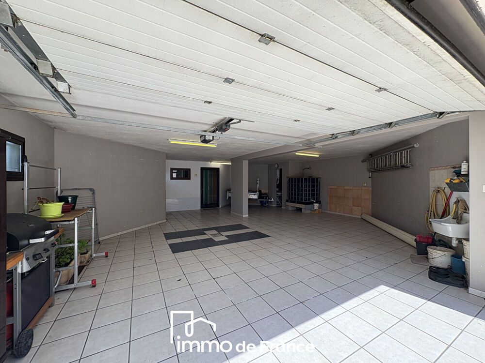 Vente Maison Maison Le Monastere 6 pièce(s) 170 m2 Le monastere