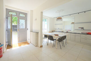  Maison  vendre 12 pices 235 m