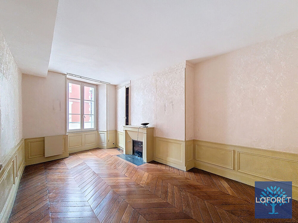 Maison de ville 125 m² - Centre-ville d'Étampes - Cour
