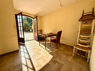  Maison � vendre 6 pi�ces 243 m�