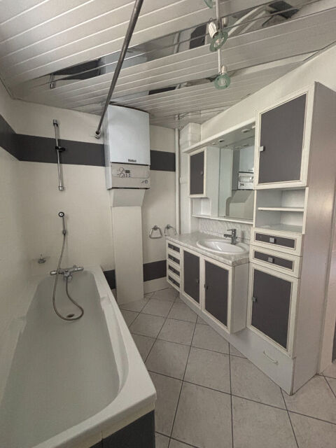  Appartement � louer 3 pi�ces 77 m�