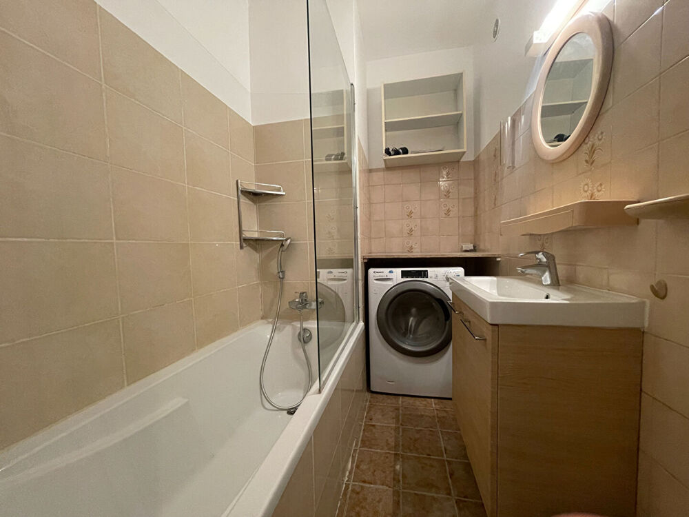 Location Appartement T2 meublé - Aix Les Milles Aix en provence