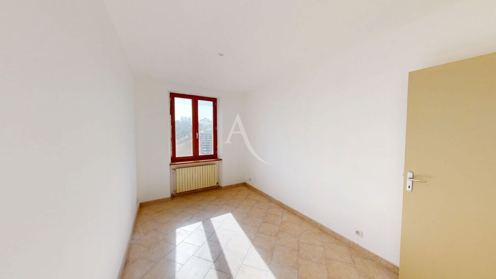 Vente Maison Maison de plain-pied avec remise de plus de 60 m² et extérieur Fontiers cabardes
