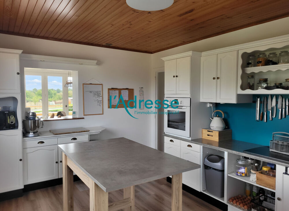 Vente Maison Le Petit-Auverné: Grande maison familiale, terrain constructible et dépendances. Petit auverne