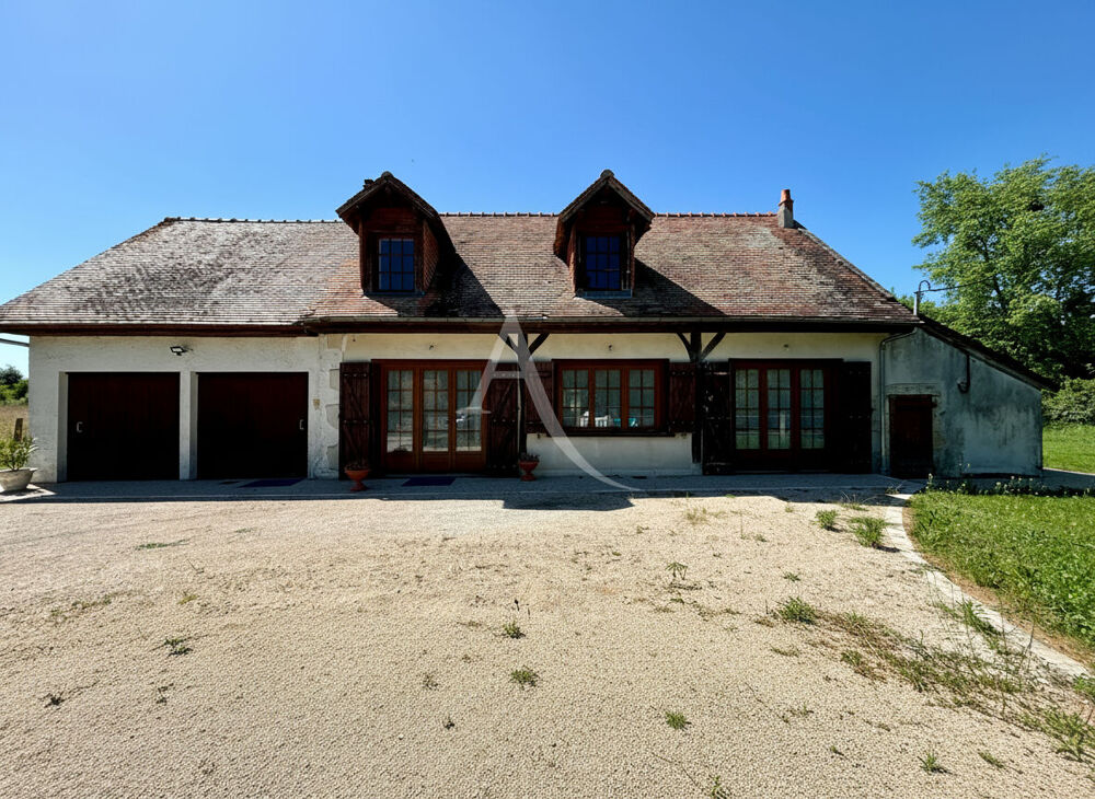 Maison 8 pièces 220 m² · à Cheverny · 220 m² · 207 000 €
