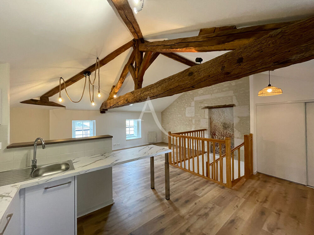 Location Appartement Appartement FONTENAY LE COMTE - 3 pièce(s) - 77.73 m2 Fontenay le comte