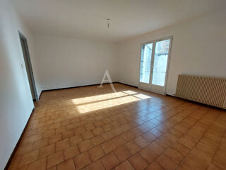  Appartement à louer 3 pièces 64 m²
