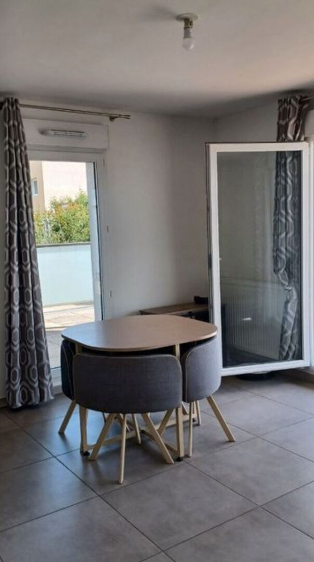 Appartement 60 m2 quartier Centre-Baillet-Bodet, Montlouis-sur-Loire proche gare TGV commerce transport en commun et écoles