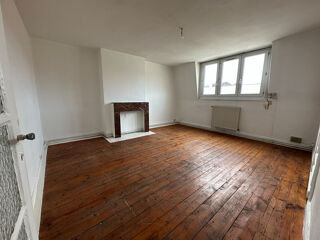  Appartement à louer 3 pièces 74 m²