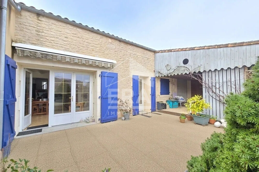 Maison de ville avec cachet, familiale, beaux volumes