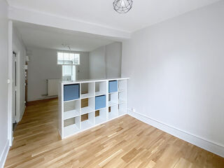  Appartement à louer 1 pièce 38 m²