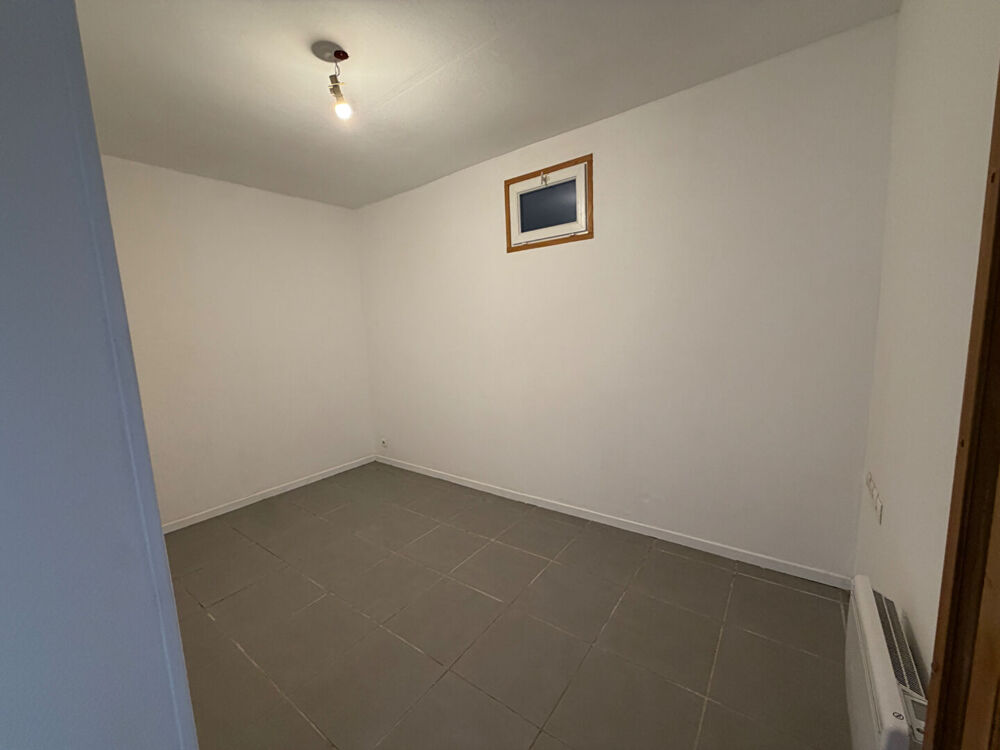 Location Appartement APPARTEMENT RENOVE GUERIGNY - 3 pièce(s) -50 m2 Guerigny