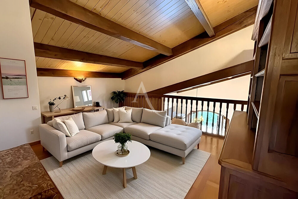 Maison Sète 7 pièces 242 m² + dépendance