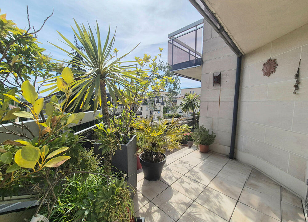 Vente Appartement DUPLEX DERNIER ÉTAGE / TERRASSE - BOX - CAVE Rosny sous bois
