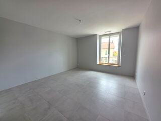 Appartement � louer 4 pi�ces 87 m�