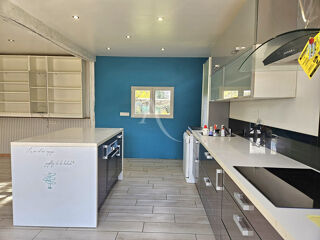  Maison � vendre 8 pi�ces 146 m�