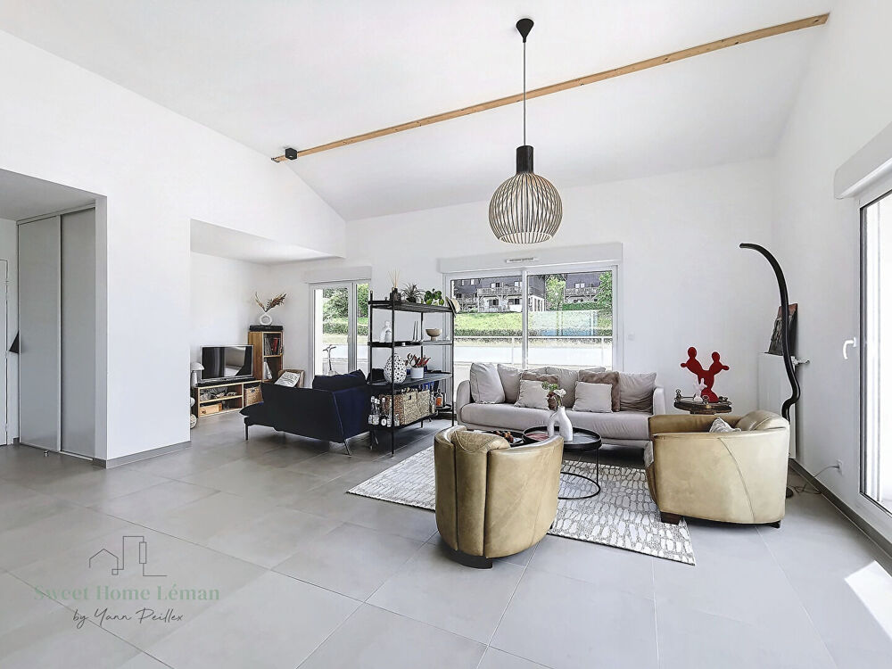 EVIAN - ATTIQUE de 149m² + terrasse 145m² et vue lac panoramique