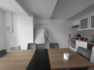  Immeuble � vendre 12 pi�ces 300 m�