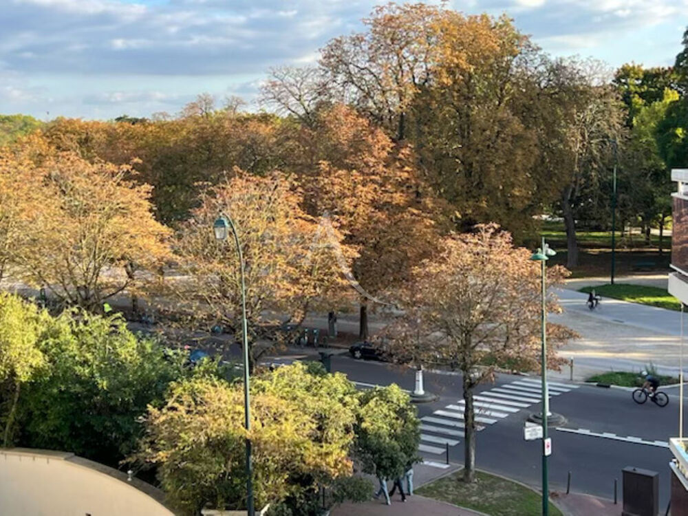 Vente Appartement Vue imprenable sur le Bois de Vincennes, dernier étage lumineux à Saint-Mandé Saint mande