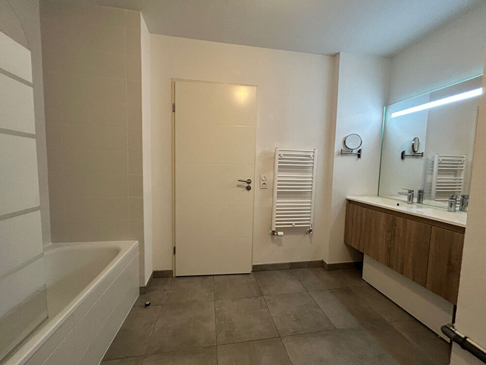 Location Appartement Appartement Lormont 3 pièce(s) 60 m2 Lormont