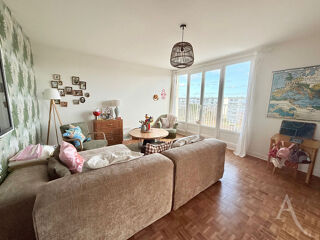  Appartement � vendre 4 pi�ces 77 m�