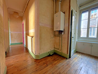  Appartement  louer 2 pices 85 m