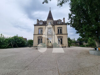  Villa � vendre 10 pi�ces 338 m�