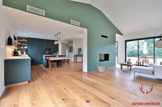  Maison � vendre 7 pi�ces 196 m�