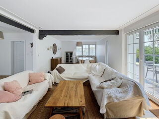  Maison à louer 8 pièces 200 m²