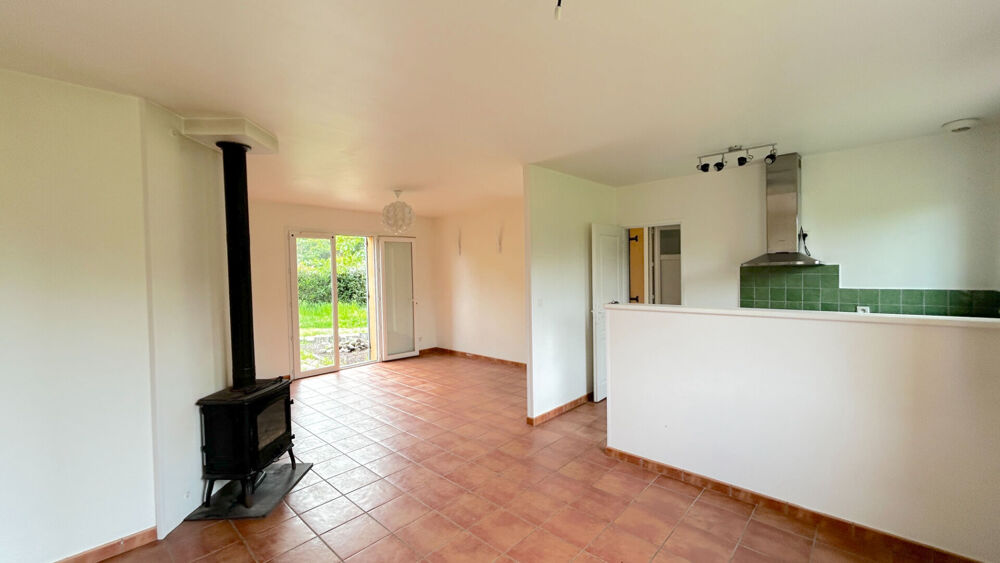 A VENDRE MAISON DE PLAIN-PIED SUR JARDIN CLOS - SECTEUR SAINTE BAZEILLE