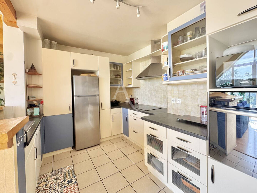 Appartement Ozoir La Ferriere 3 pièces 105.5 m²