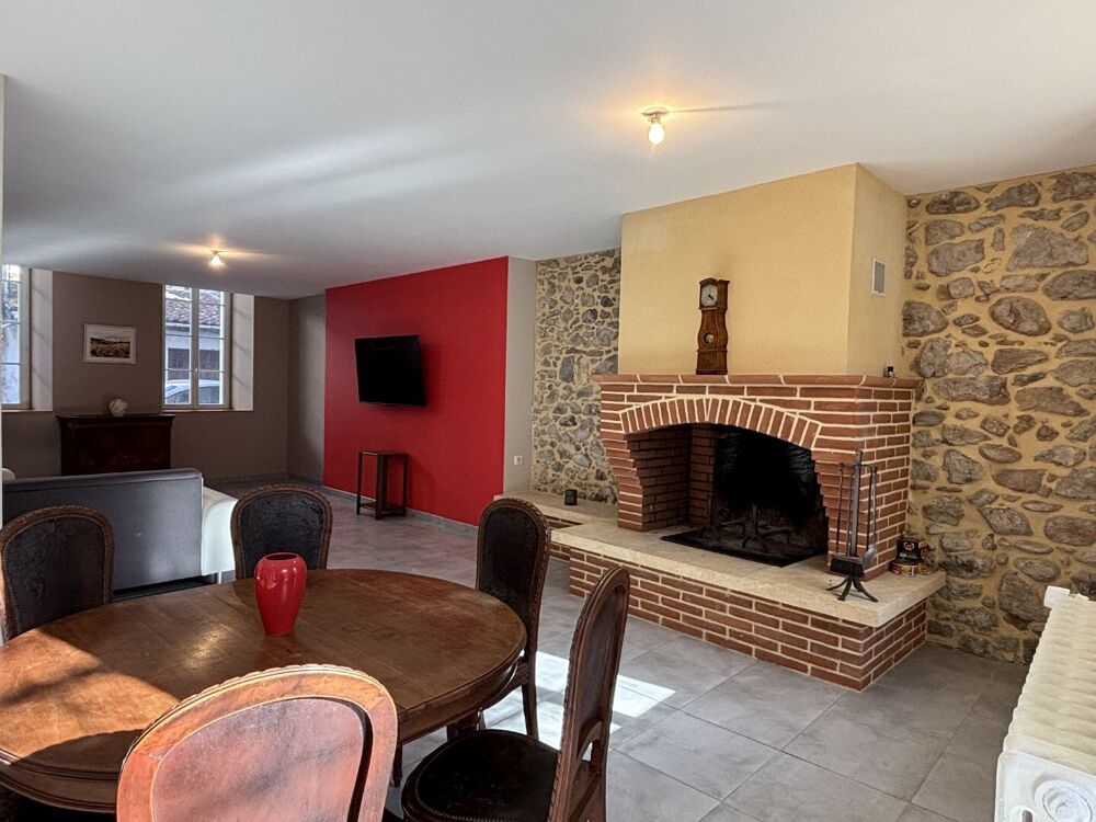 Maison de village du XIXe siècle en pierre