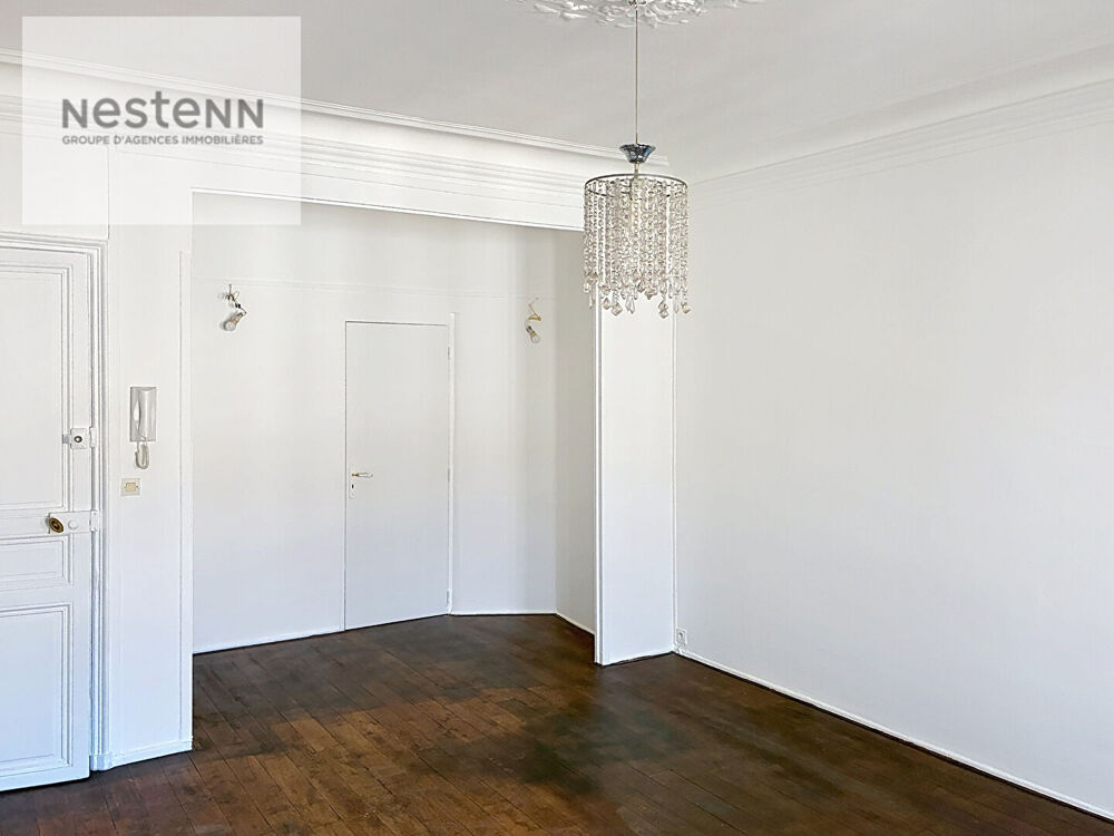 Vente Appartement Appartement 52m² à vendre à Toulon - Immeuble Haussmannien. Toulon