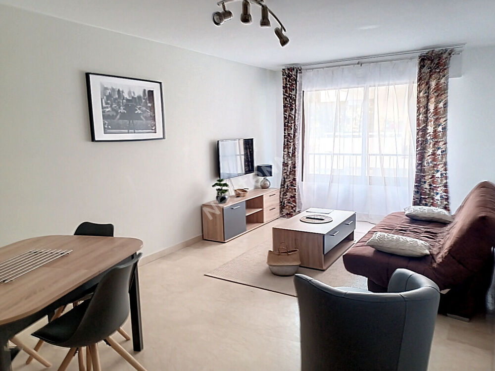 Location Appartement Toulon Le Mourillon grand appartement T2 de 52 m² à deux pas des plages Toulon