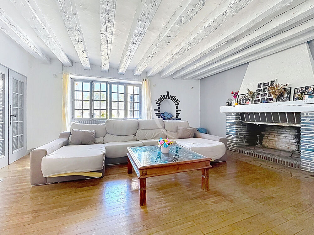 Maison 6 pièces 148 m² · à Trelaze · 148 m² · 399 000 €