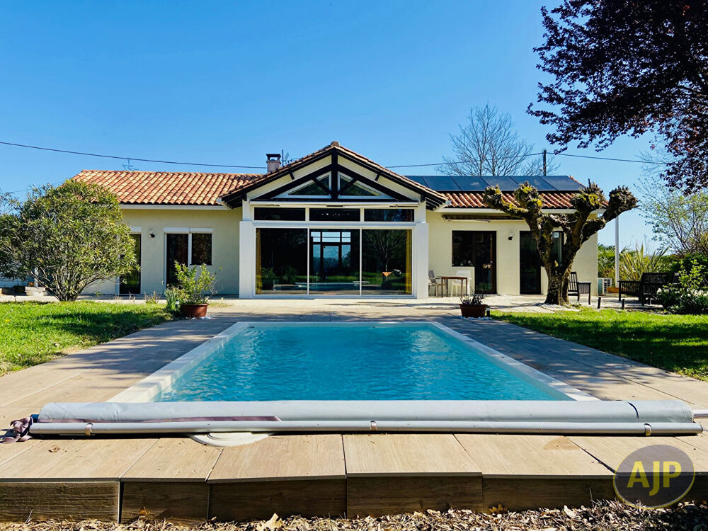 Vente Maison Maison d'architecte T4 sur 2700m2 de terrain ! Lesparre medoc