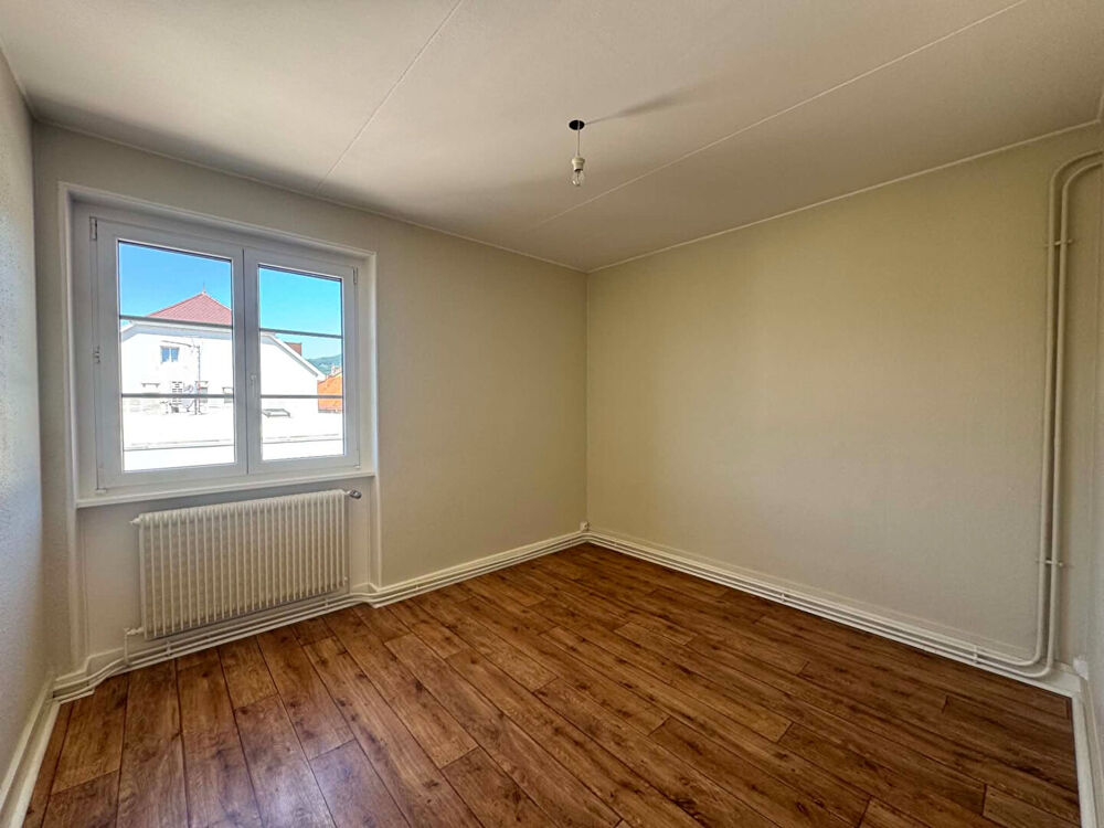 Vente Appartement Appartement 4 pièces à vendre à Cernay - Dernier étage, calme et lumineux Cernay